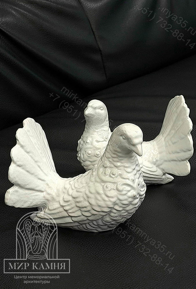 Скульптура / фигурка на могилу Голуби №8