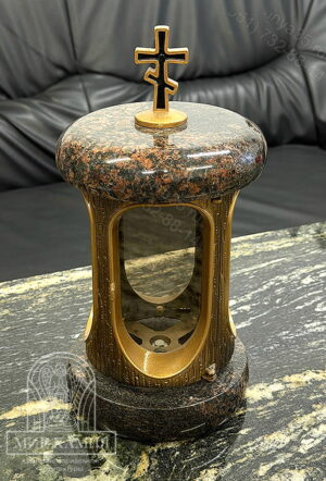 Лампада  на захоронение №3